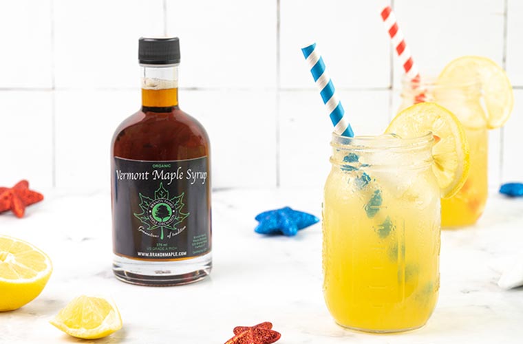Photo of Branon maple syrup and 2 glasses of lemonade